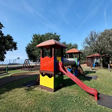 Ulika Mobile Homes - Naturist Parque de vacaciones 4*