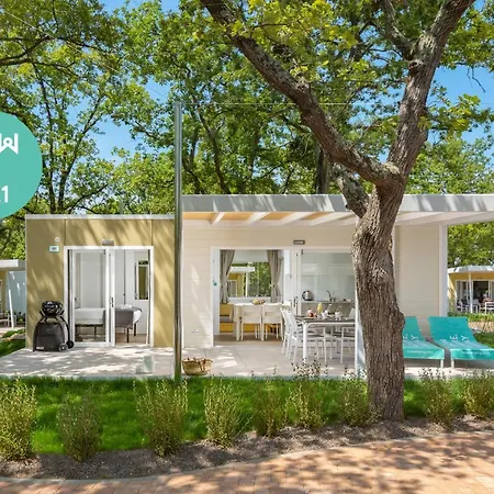 ホリデーパーク Ulika Mobile Homes - Naturist Červar-Porat